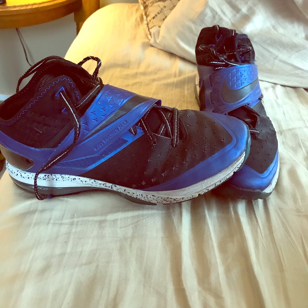 Nike cj81 size 11 blue/black